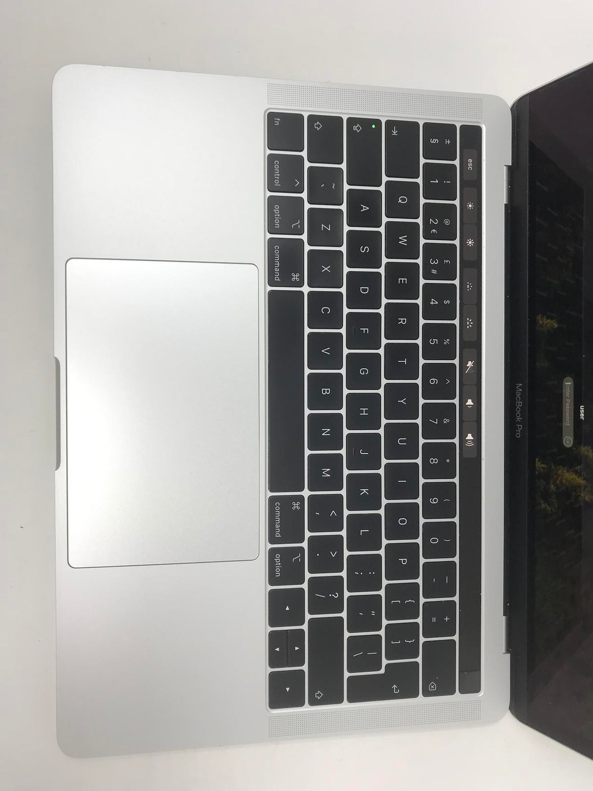 Apple MacBook Pro 13.3" A1989 2019 | Refurbished Laptop | i7-8569U | 16GB RAM | 512GB SSD | Silver