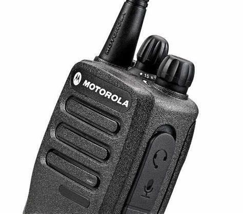 3 x Motorola DP1400 UHF Analogue 15-Channel Two-Way Radio | VOX Capable