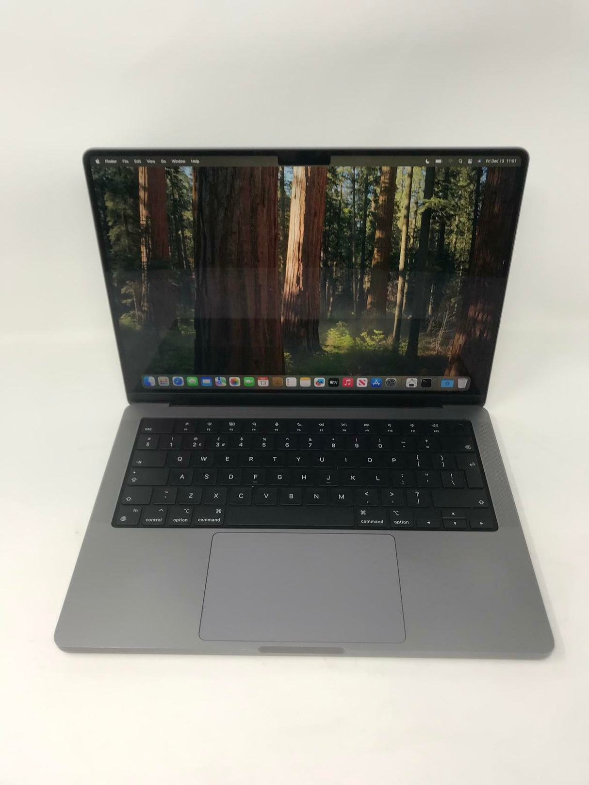 Apple MacBook Pro 14" Space Grey A2442 2021 M1 Max 10 Cores 64GB RAM 512GB SSD